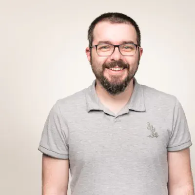 Photo of headshot.jpg