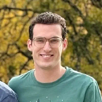 Photo of headshot.jpg