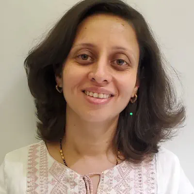 Photo of headshot.jpg