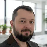 Photo of headshot.jpg