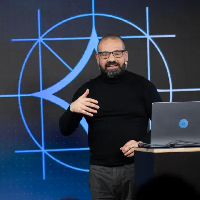 Photo of headshot.jpg